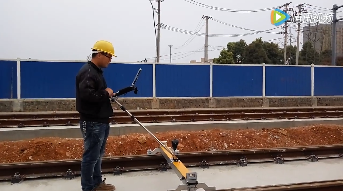 武汉纵横天地为华中首条有轨电车线路提供技术保障